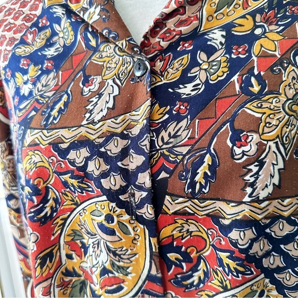 Vintage Top Button-up geometric Blouse Size XL - Picture 4 of 7